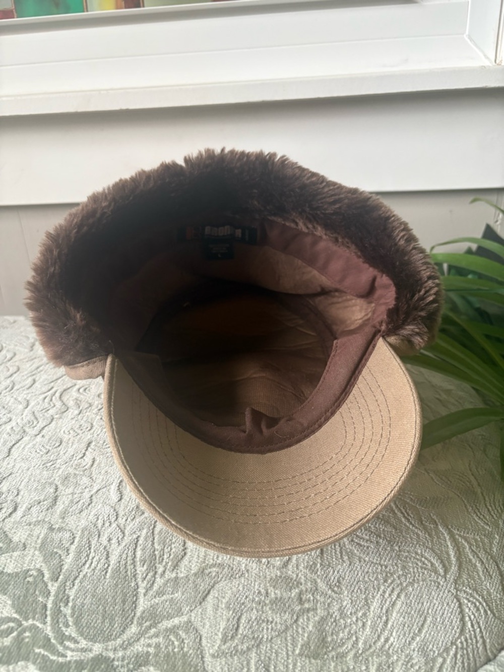 Broner Hat - Picture 3 of 4